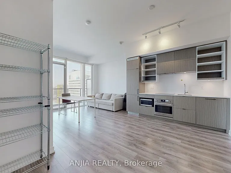 20 Edward St #2711 — Photo 12