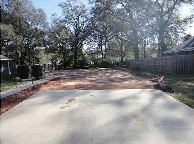 2nd image of 3240 Franklin Ct #13