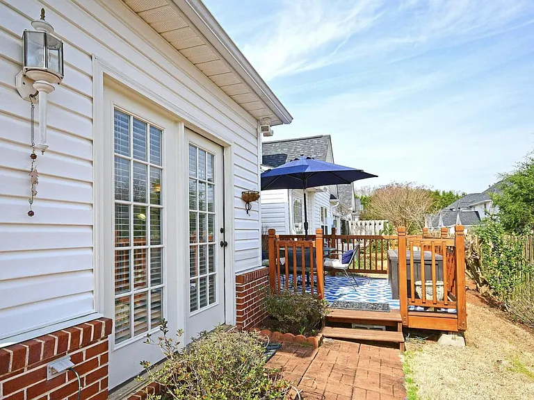 614 Glassyrock Ct — Photo 44