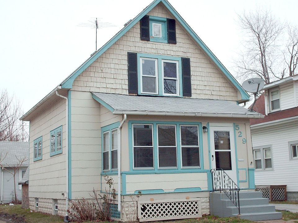 1st image of 529 Independence St