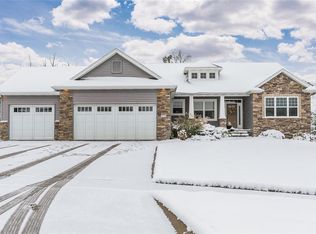 3179 Hawks Ridge Ct, Marion, IA 52302