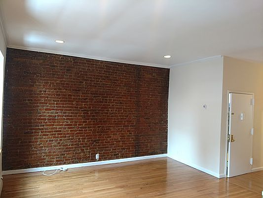4th image of 633 2nd Ave APT 3