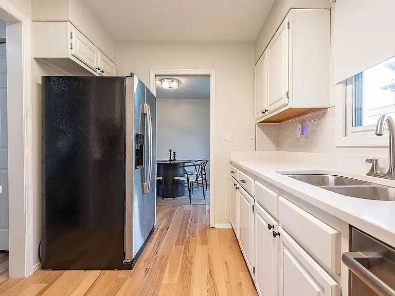 610 W Ryan Rd — Photo 10