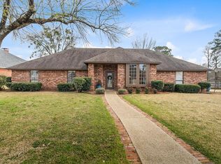 3402 Williamsburg Ln, Texarkana, TX 75503