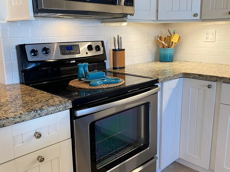 355 S Ocean Dr #602 — Photo 19