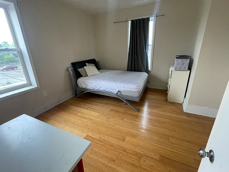 23 E Clinton St #1 — Photo 6
