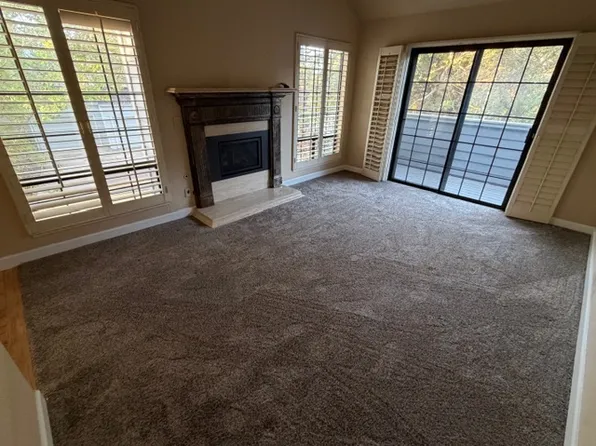 147 Southampton Ln Unit B, Santa Cruz, CA 95062