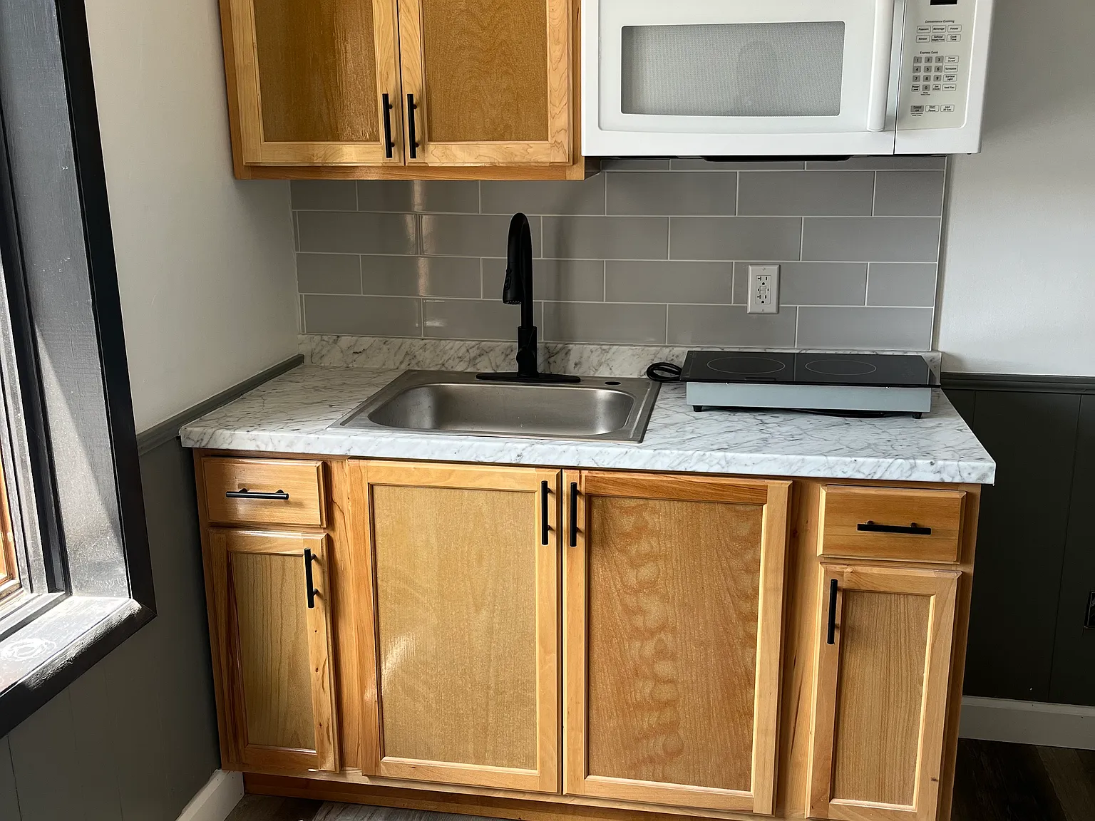 Studio, 320 sqft, $850 — Photo 3