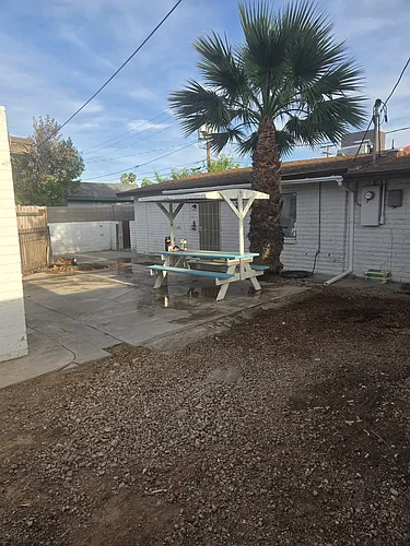 745 W Pepper Pl Photo 1
