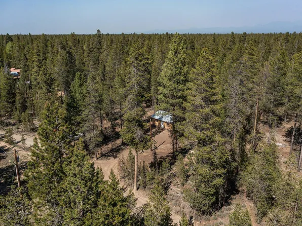 52050 Dustan Rd, La Pine, OR 97739