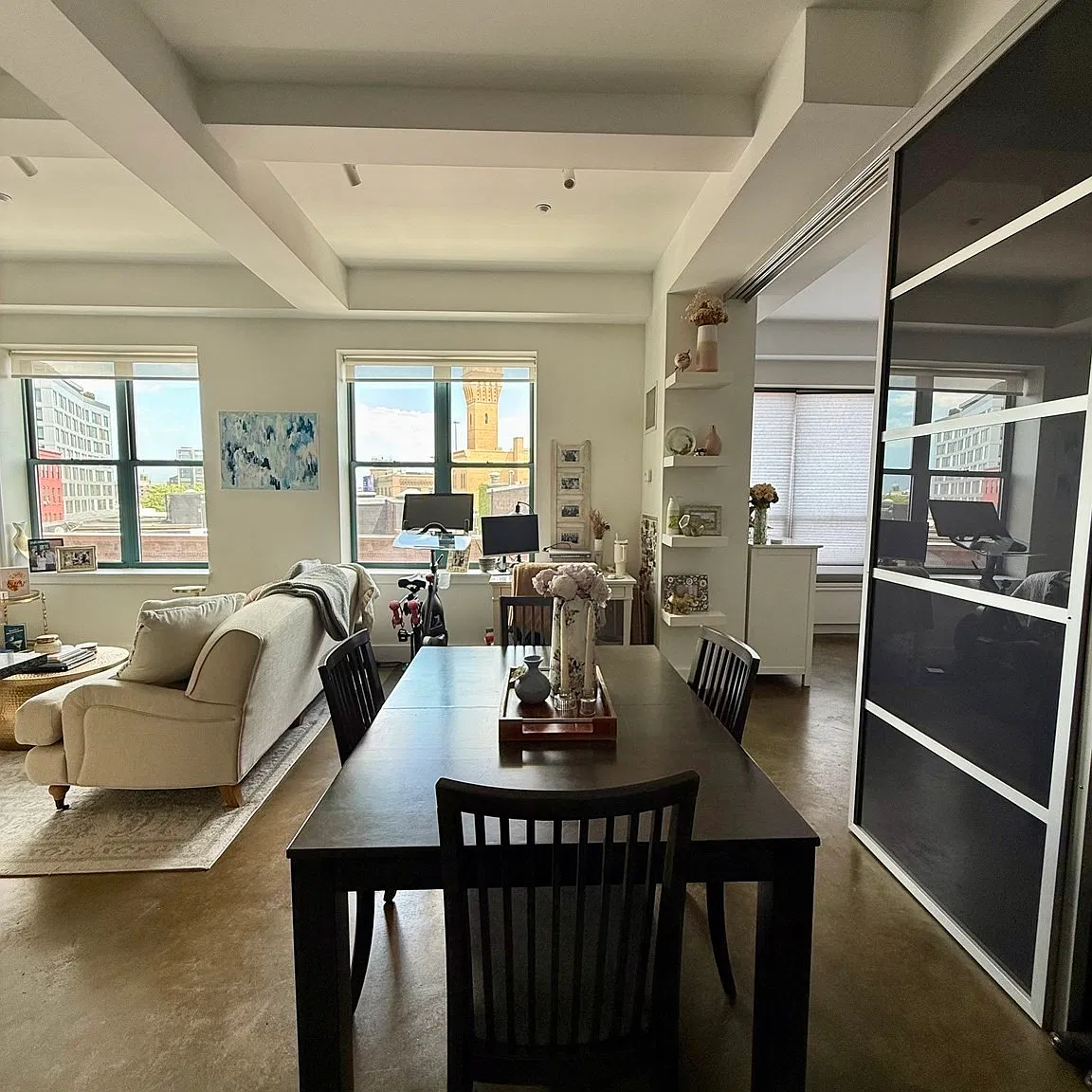1 bed, 1.0 bath, 691 sqft, $3,600 — Photo 3