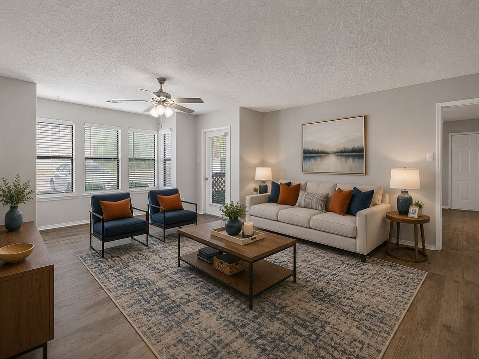 1st image of 305 Courtney Dr SW #22A