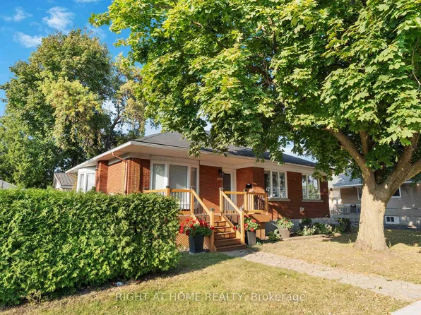 599 Donald St, Ottawa, ON K1K 1L3