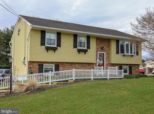 514 Hershey Mill Rd, Mountville, PA 17554
