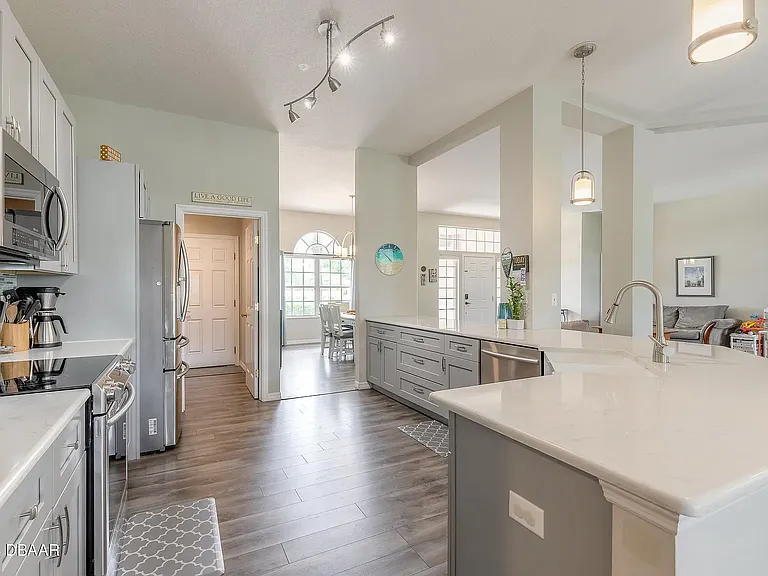 1717 Destino Ct — Photo 16