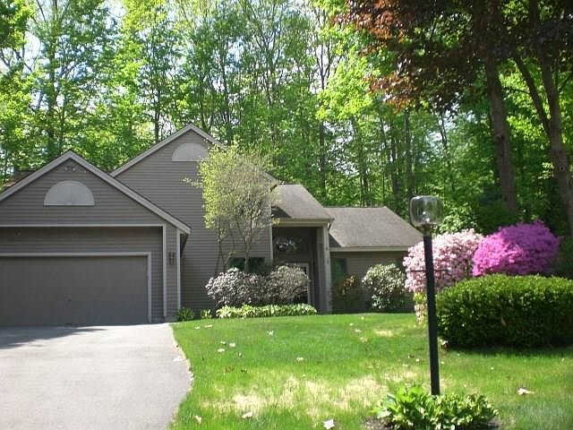 1st image of 6 Buckingham Ct