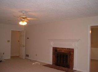 145 Covey Ln, Athens, GA 30606