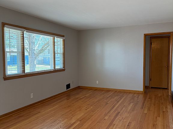 2nd image of 3612 S Main St