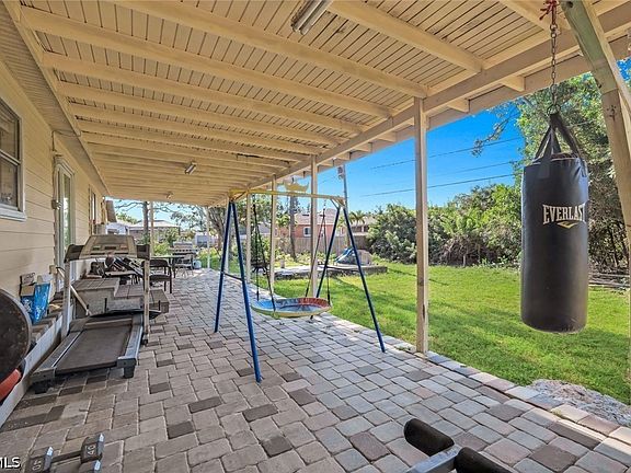 2nd image of 8362 Bamboo Rd