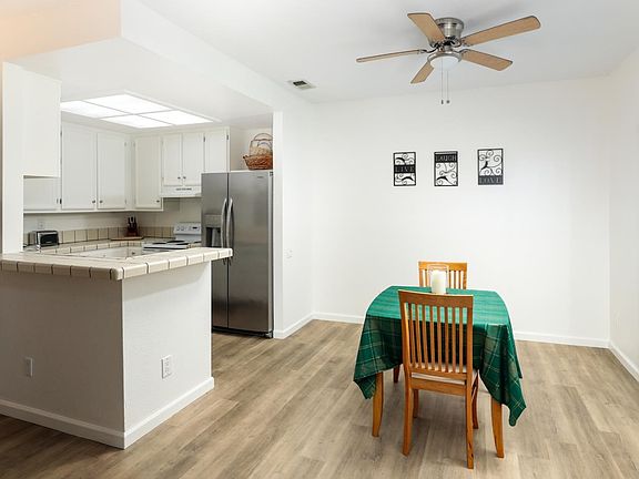 5th image of 376 Kenbrook Cir
