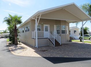 400 Par Pines Blvd, Davenport, FL 33837