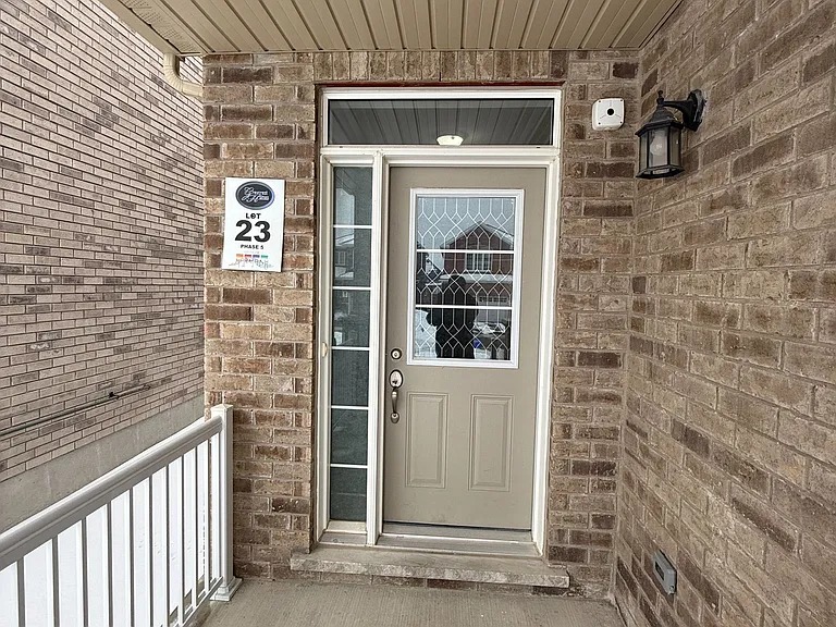 1807 Fosterbrook St — Photo 3