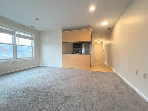 504 Elmwood Ave Photo 1
