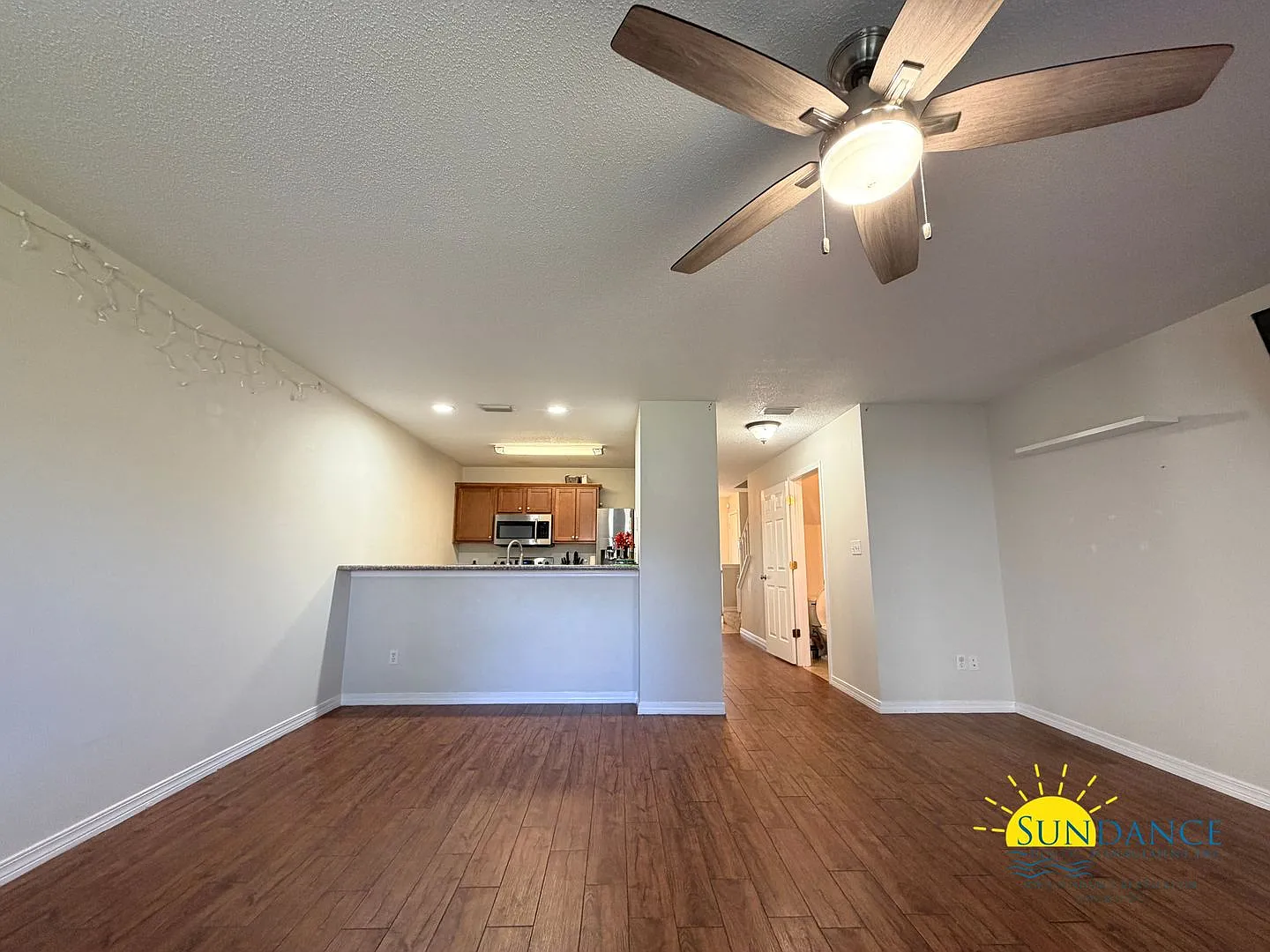 Beautiful Two-Story Townhouse with Garage & Private Backyard! — Photo 4