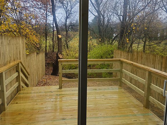 4th image of 421 Old Forge Dr #421
