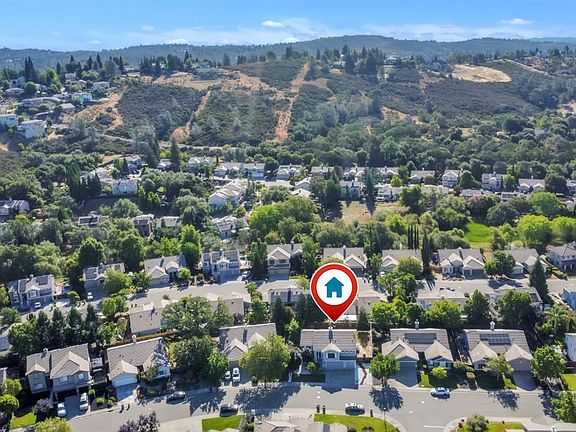 2nd image of 2313 Summer Dr