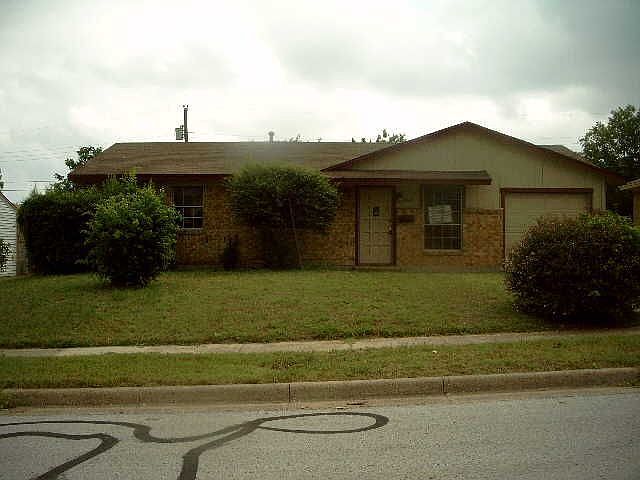 1st image of 3918 Water House Dr