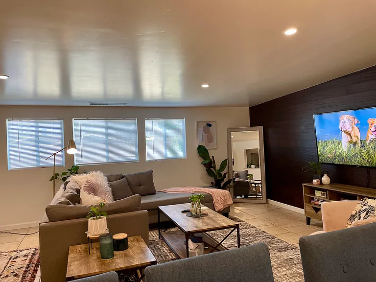 3212 Covina St — Photo 10