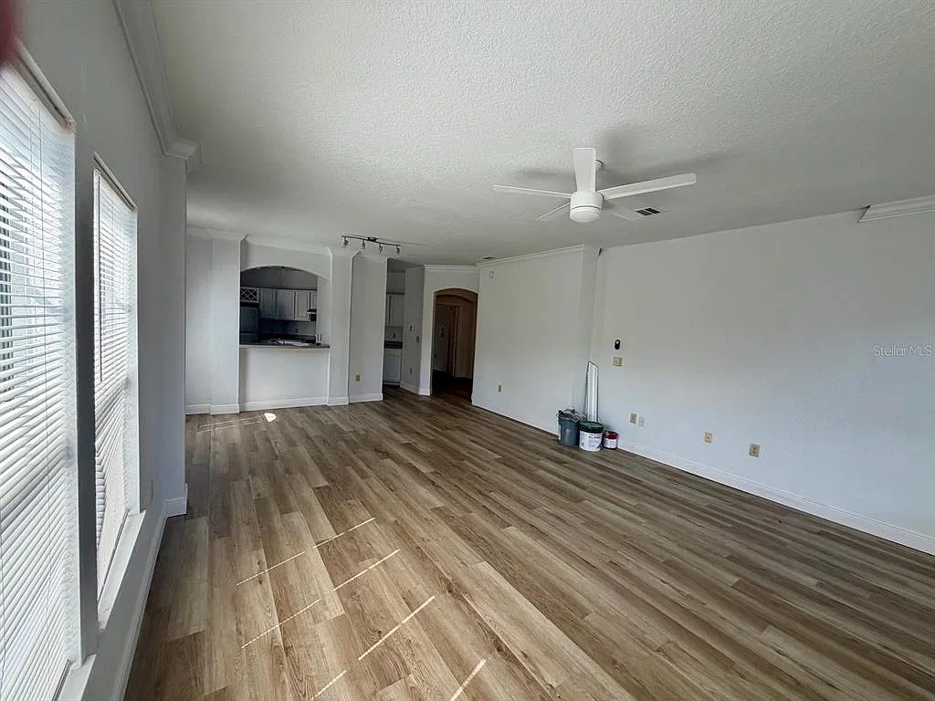 2 bed, 2.0 bath, 1478 sqft, $1,995 — Photo 4