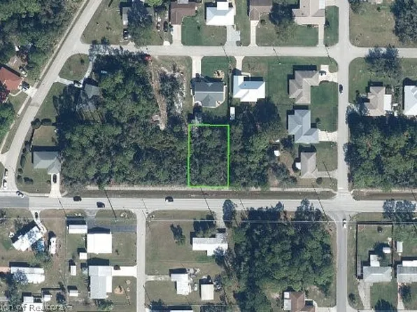 3300 Thunderbird Rd, Sebring, FL 33872