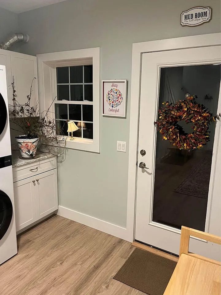1 bed, 800 sqft, $1,900 — Photo 2