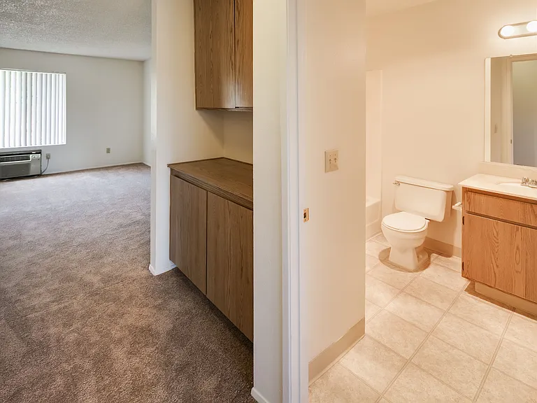 Stone Ridge Apartments — Photo 7