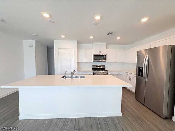 2nd image of 4250 Vivenda St #1