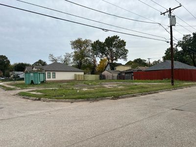 3933 Polly St, Dallas, TX, 75210