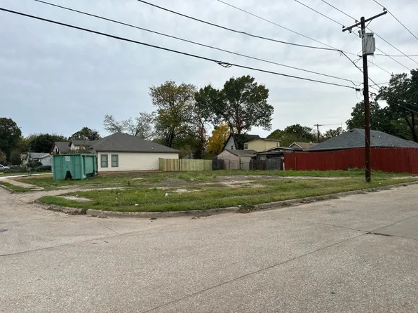 3933 Polly St, Dallas, TX 75210