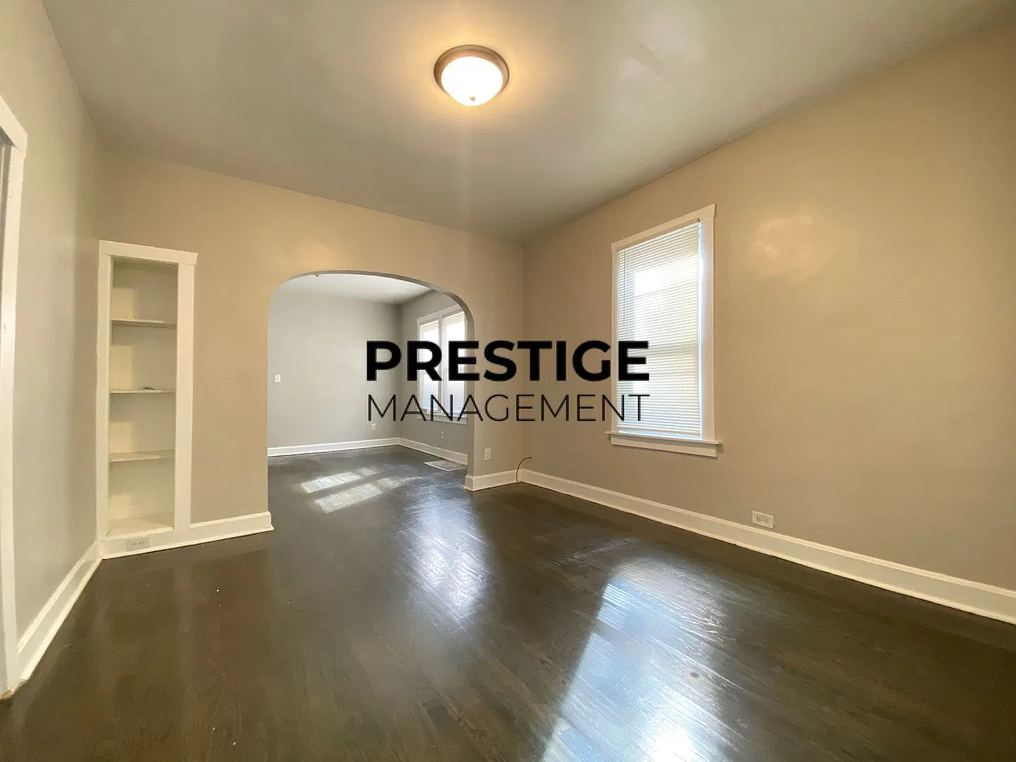 3 Bedroom Apartment in East Chicago — Photo 3