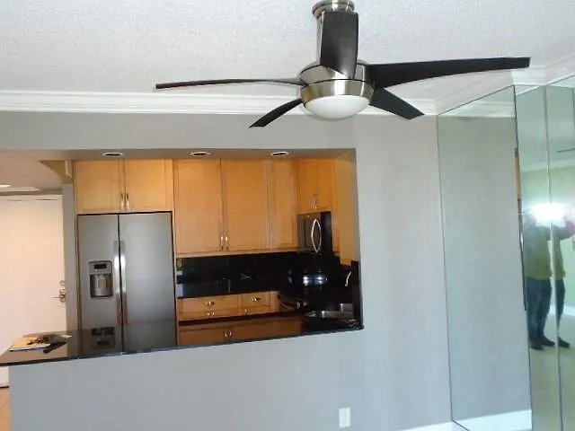 1800 N Andrews Ave #4B — Photo 29