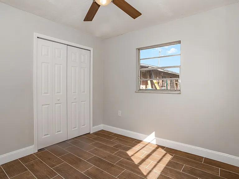 4610 Barley St — Photo 10