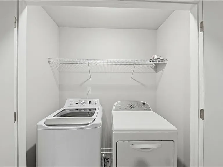 4526 Fillmore Trl — Photo 17