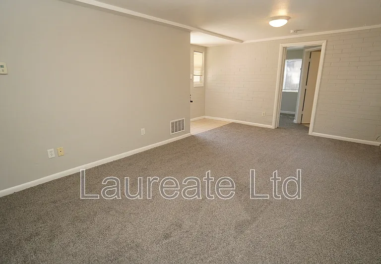 6065 W 39th Pl — Photo 2