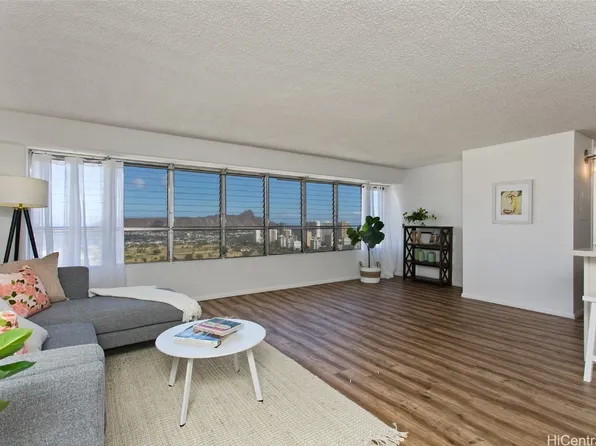 2525 Date St APT 3701, Honolulu, HI 96826