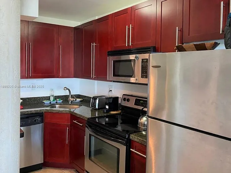 5401 Collins Ave #729 — Photo 20