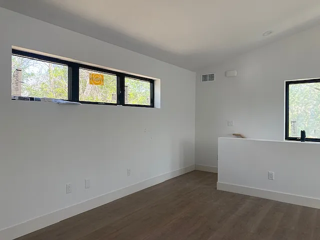 204 E Cannon St #B — Photo 6