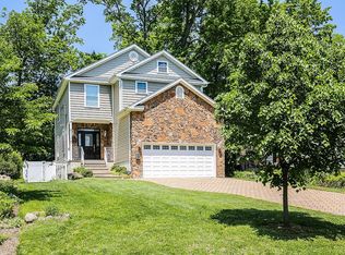 34 Rosedale Ave, Madison, NJ 07940