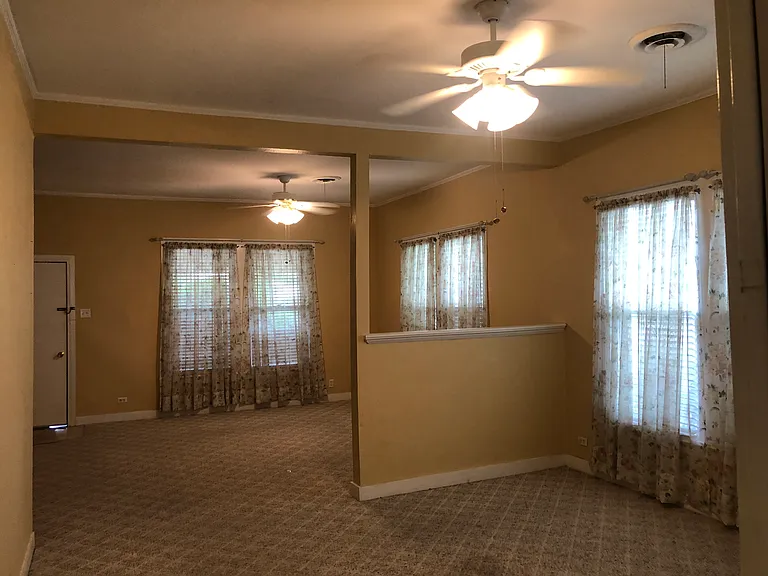 1041 W Vanderbilt St — Photo 16