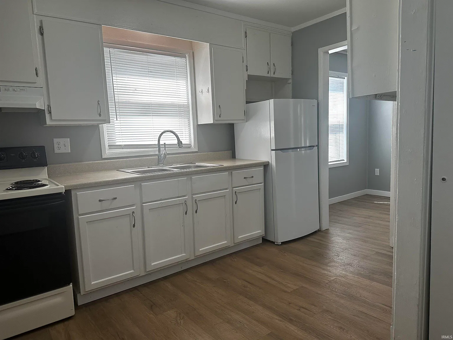 2 bed, 2.5 bath, 720 sqft, $1,195 — Photo 3